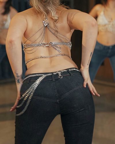 Ece Mumay seksi ifşa fotoğrafı 70