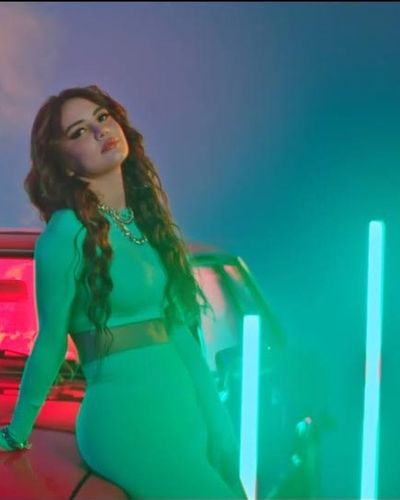 Ece Ronay seksi ifşa fotoğrafı 16