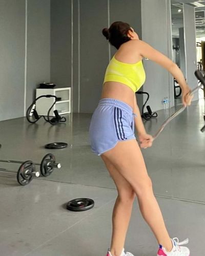 Ece Ronay seksi ifşa fotoğrafı 24