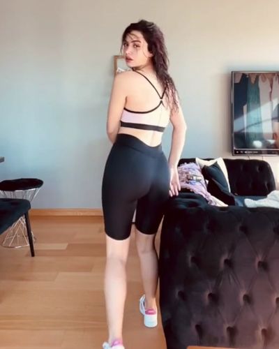 Ece Ronay seksi ifşa fotoğrafı 68