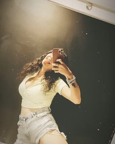Ece Ronay seksi ifşa fotoğrafı 89