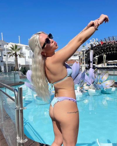 Ece Seçkin seksi ifşa fotoğrafı 86502