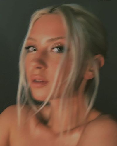 Ece Seçkin seksi ifşa fotoğrafı 86293