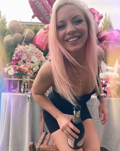 Ece Seçkin seksi ifşa fotoğrafı 86195