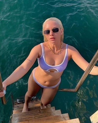 Ece Seçkin seksi ifşa fotoğrafı 777