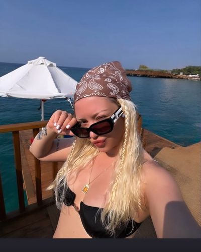 Ece Seçkin seksi ifşa fotoğrafı 804