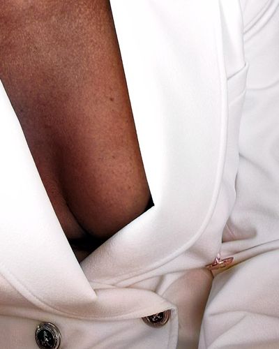 Ece uslu seksi ifşa fotoğrafı 5