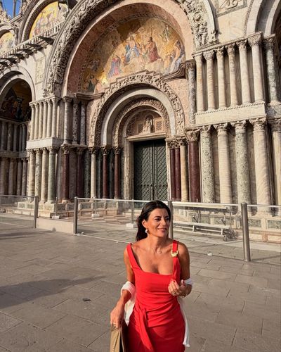 Ece Vahapoğlu seksi ifşa fotoğrafı 15
