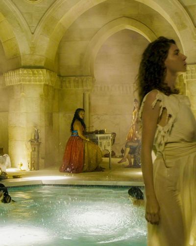 Ece Yüksel seksi ifşa fotoğrafı 13 — Three Thousand Years Of Longing (2022)