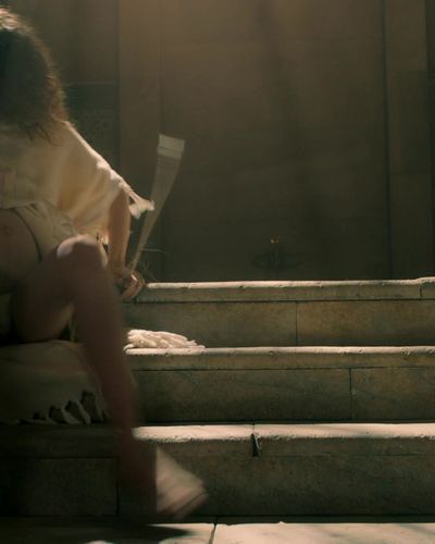 Ece Yüksel seksi ifşa fotoğrafı 2 — Three Thousand Years Of Longing (2022)