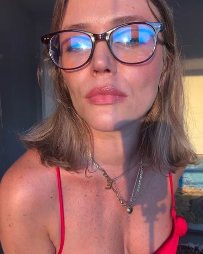 Ecem Karavus seksi ifşa fotoğrafı 151