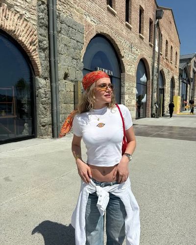 Ecem Karavus seksi ifşa fotoğrafı 228
