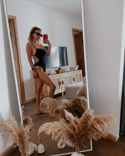 Ecem Karavus seksi ifşa fotoğrafı 39