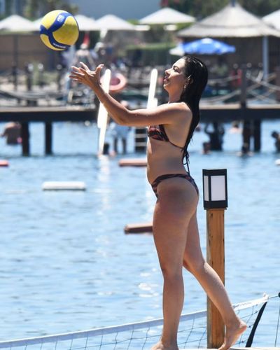 Ecem Öz seksi ifşa fotoğrafı 208