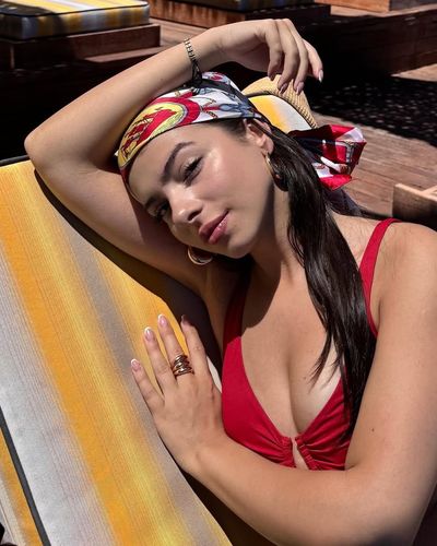 Ecem Öz seksi ifşa fotoğrafı 240