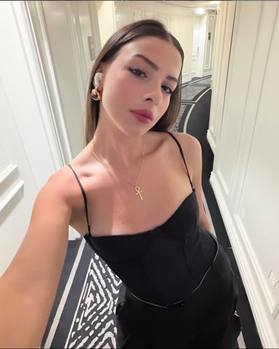 Ecem Öz seksi ifşa fotoğrafı 315
