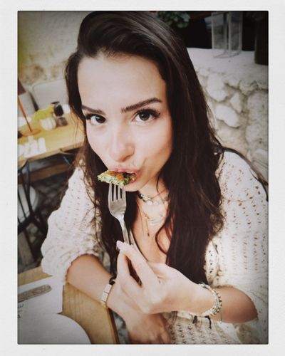Ecem Öz seksi ifşa fotoğrafı 328