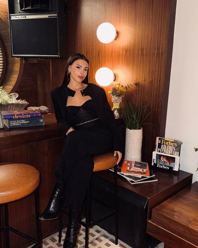 Ecem Öz seksi ifşa fotoğrafı 382