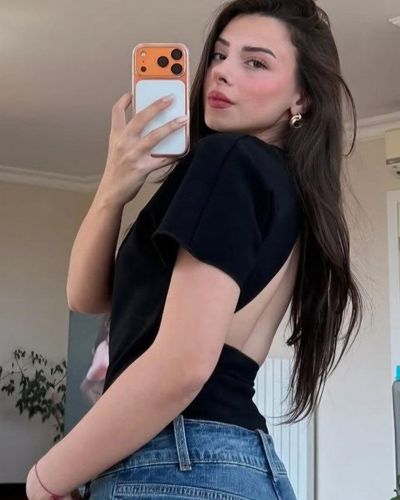 Ecem Öz seksi ifşa fotoğrafı 415