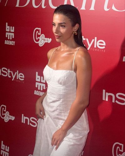 Ecem Öz seksi ifşa fotoğrafı 502