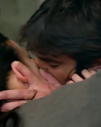 Ecem Özkaya seksi ifşa fotoğrafı 2 — İffet (2017)