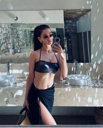 Ecem Sena Bayır seksi ifşa fotoğrafı 227