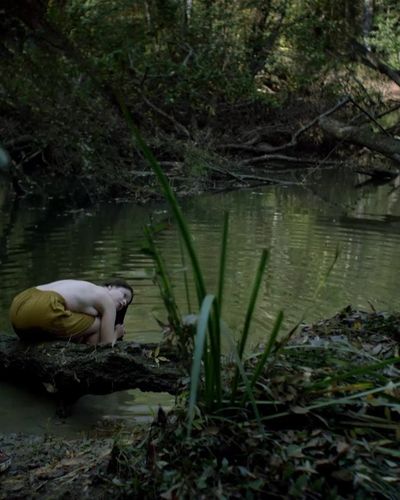 Ecem Uzun seksi ifşa fotoğrafı 2 — Koca Dünya (2016)