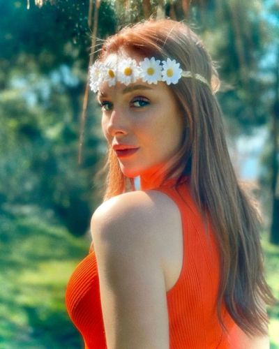Ecenaz Üçer seksi ifşa fotoğrafı 218