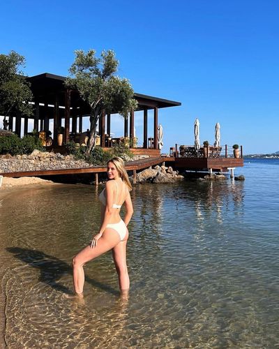 Ecenaz Üçer seksi ifşa fotoğrafı 26