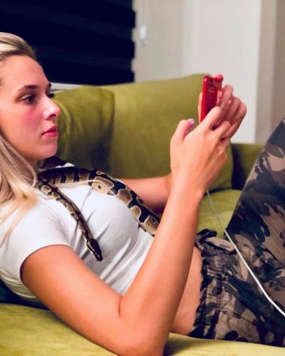 Ecenaz Üçer seksi ifşa fotoğrafı 284