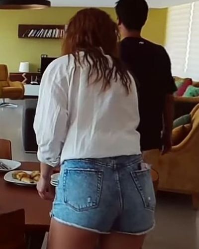Ecenaz Üçer seksi ifşa fotoğrafı 297