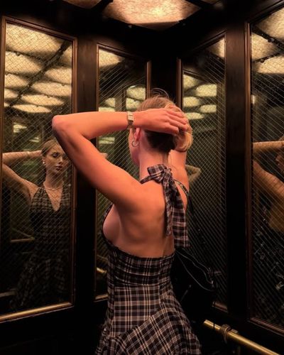 Ecenaz Üçer seksi ifşa fotoğrafı 321