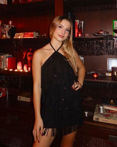 Ecrin Su Çoban seksi ifşa fotoğrafı 752