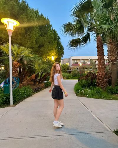 Ecrin Su Çoban seksi ifşa fotoğrafı 22