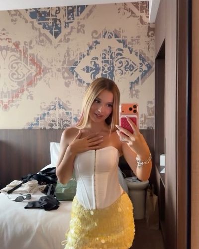 Ecrin Su Çoban seksi ifşa fotoğrafı 76
