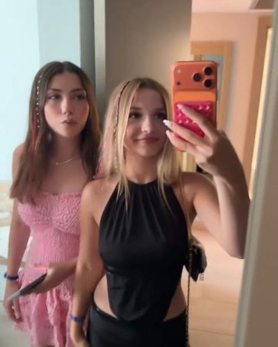 Ecrin Su Çoban seksi ifşa fotoğrafı 81