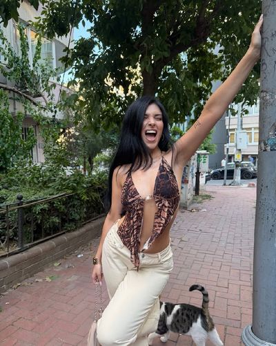 Eda Biçim seksi ifşa fotoğrafı 15