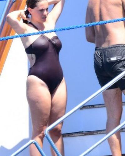 Eda Ece seksi ifşa fotoğrafı 354
