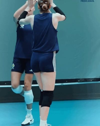 Eda Erdem seksi ifşa fotoğrafı 16