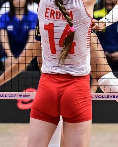 Eda Erdem seksi ifşa fotoğrafı 2