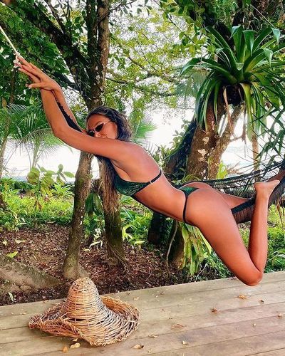 Eda Taşpınar seksi ifşa fotoğrafı 2