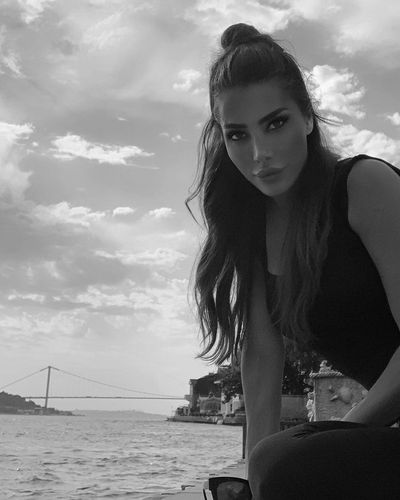 Ela Rümeysa Cebeci seksi ifşa fotoğrafı 111