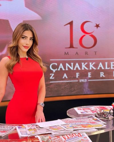 Ela Rümeysa Cebeci seksi ifşa fotoğrafı 140