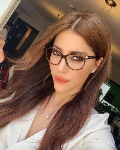 Ela Rümeysa Cebeci seksi ifşa fotoğrafı 191