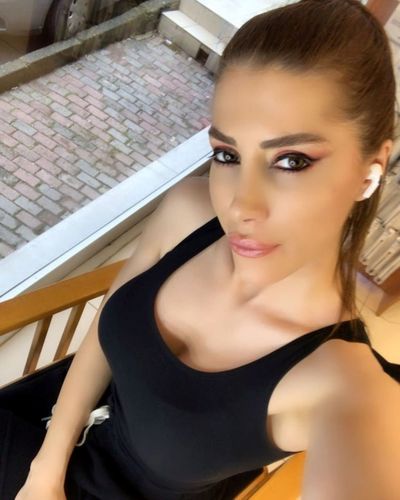 Ela Rümeysa Cebeci seksi ifşa fotoğrafı 20