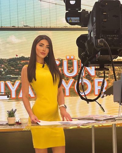 Ela Rümeysa Cebeci seksi ifşa fotoğrafı 21