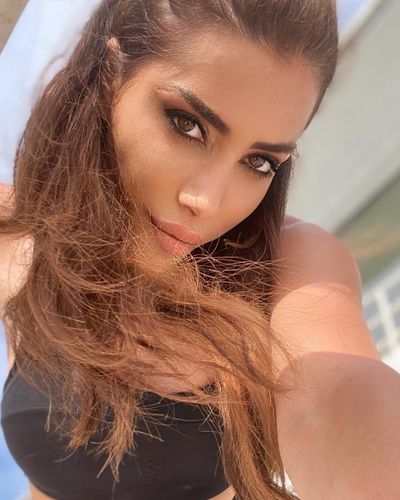Ela Rümeysa Cebeci seksi ifşa fotoğrafı 220