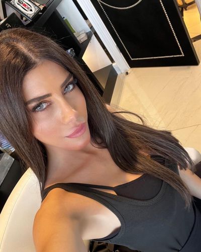 Ela Rümeysa Cebeci seksi ifşa fotoğrafı 65