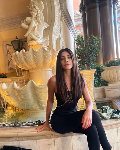 Ela Rümeysa Cebeci seksi ifşa fotoğrafı 85