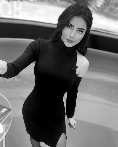 Ela Rümeysa Cebeci seksi ifşa fotoğrafı 92